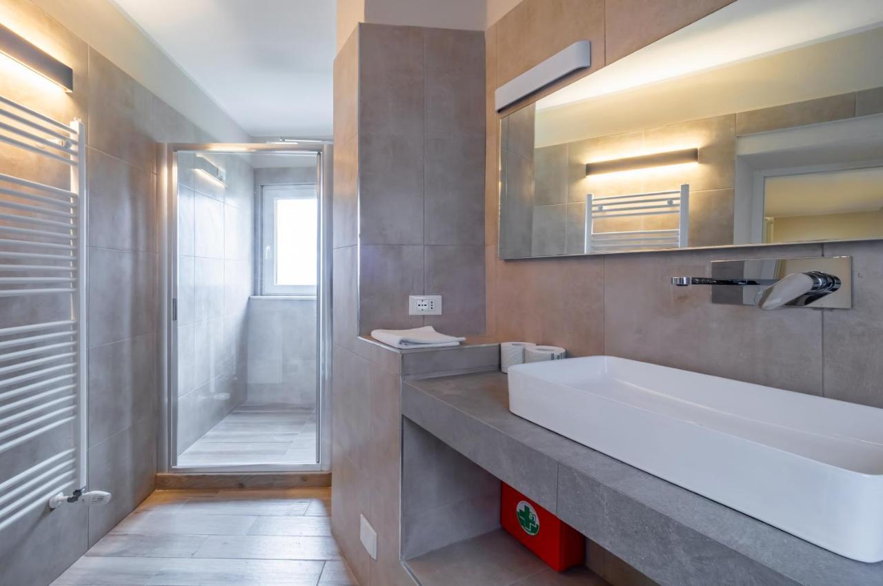 Comfy & Roomy Apt - View On The Ligurian Hills! Vezzano Ligure Bagian luar foto